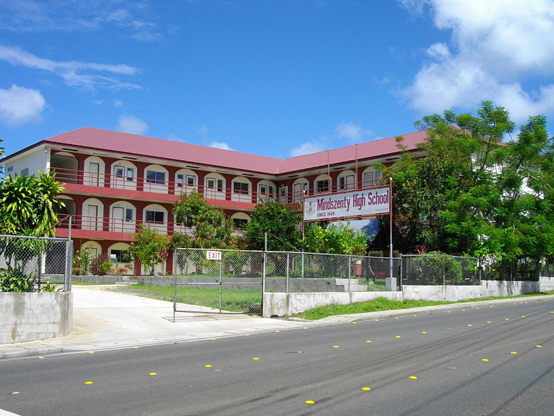 Palau Mindszenty High School