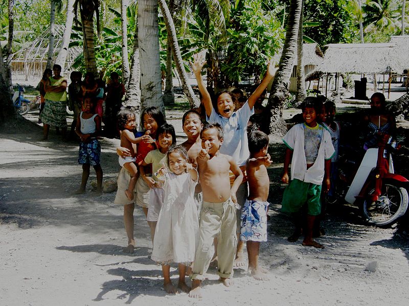 Residents of Aranuka Island